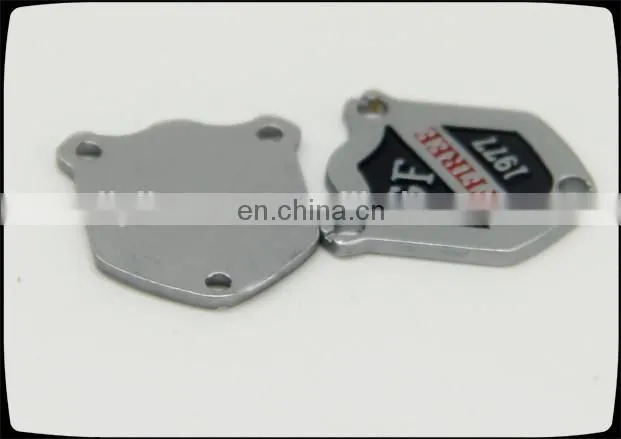 wholesale custom metal button in garment, circle painted clothing label