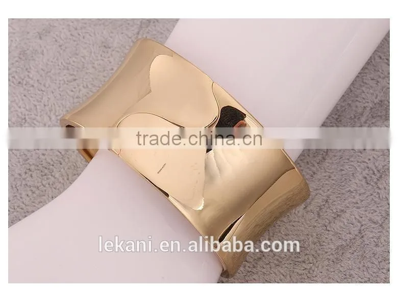Exquisite Gold Plating Women Hot New Promotional Bangle
