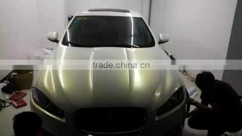Best Selling 1.52*20m pearl chameleon white film for car sticker, white to gold car wrapping film