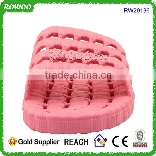 Chinese Cheap PVC women slippers cheap wholesale slippers