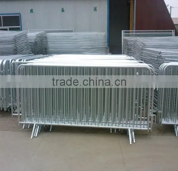 2 meters * 1 meter safety road barrier crowd control barrier traffic barrier for sale