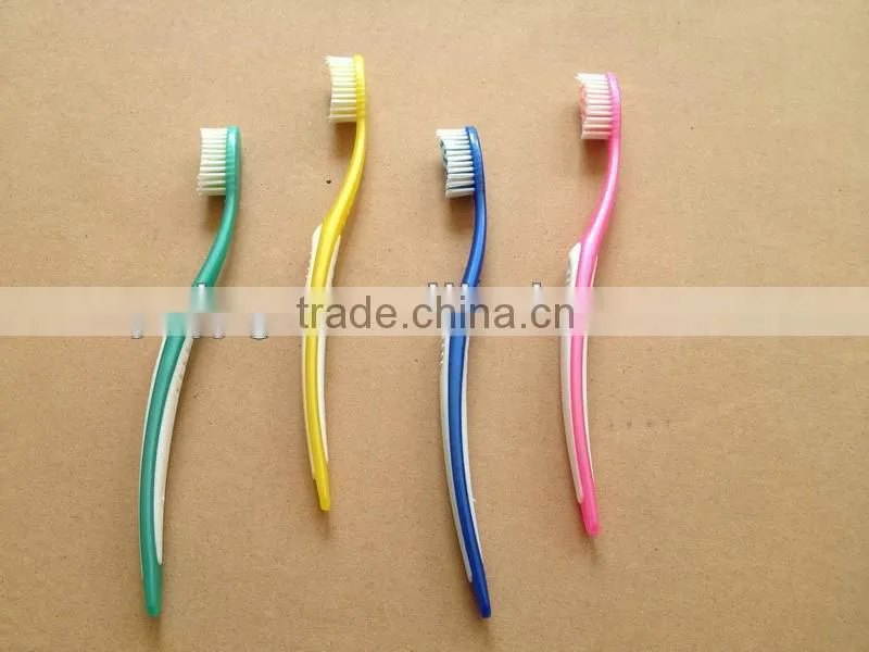 2013 new design cheap toothbrush