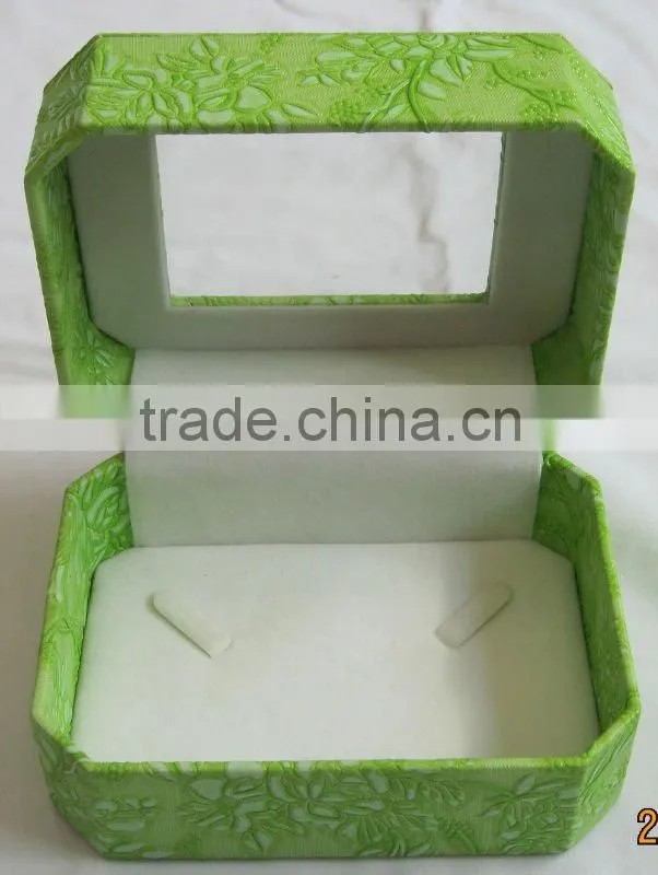 Leather necklace case with clear window