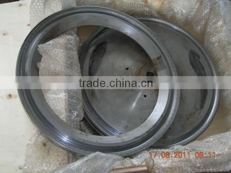 Hydraulic Machine Mould Vulcanizing Machine PU Tyre Mould