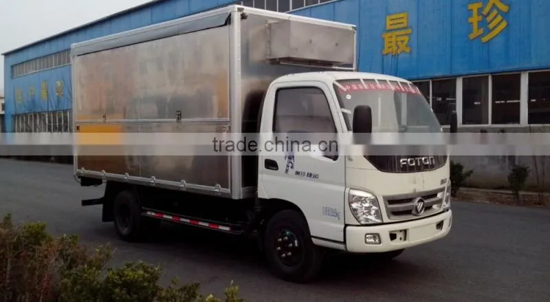 Dongfeng mobile food truck