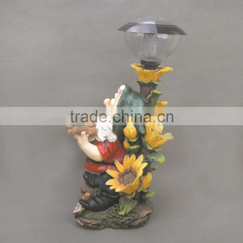 Customized Solar Polyresin Garden Dwarfs,Resin Gnome Solar Garden Light Garden Decoration