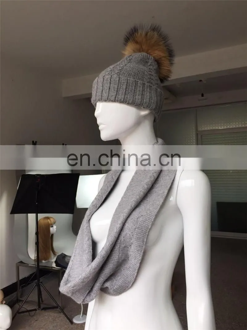 Whosale Fashion Winter Long Wool Knit Collar Real Top Pom Hat Scarf Attached