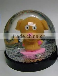 Snow Globe with Plastic Base and Polyresin Animals Figurine Inside