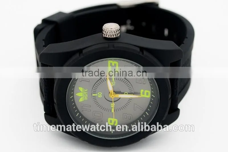 Fashion Geneva Silicone Quartz Sports Wrist Watch