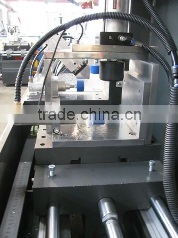 High Quality Automatic Corner Connector Cutting Saw