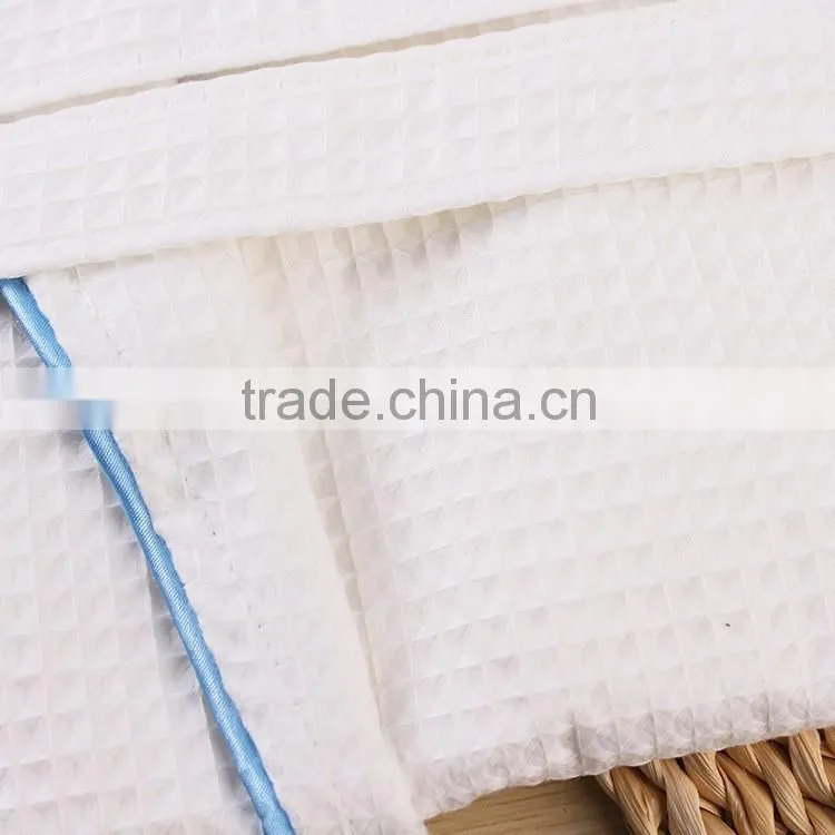 China wholesale white 100% cotton bathrobes waffles hotel with clolor edge