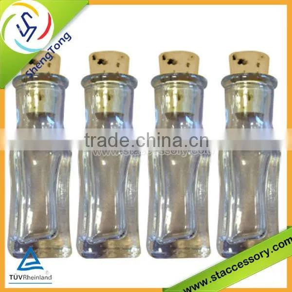 new design heart shaped glass bottle with cork