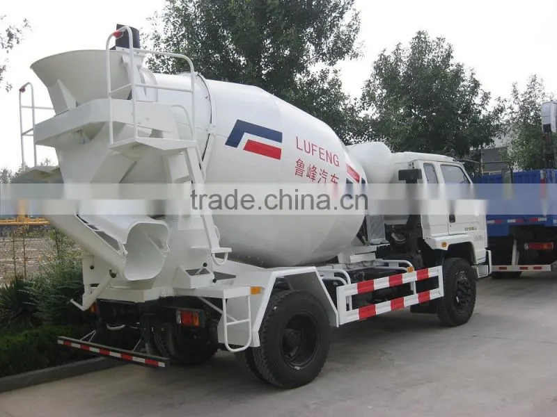 FOTON brand FORLAND chassis 4cbm mini concrete mixer truck for sale