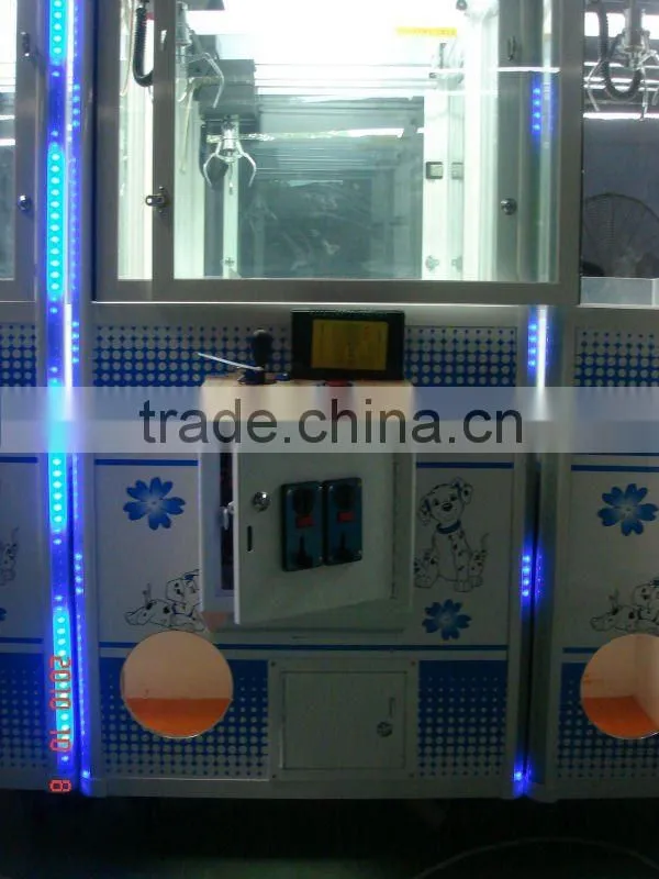 2012 hot selliing Magic Doll Cube plush toy crane machine