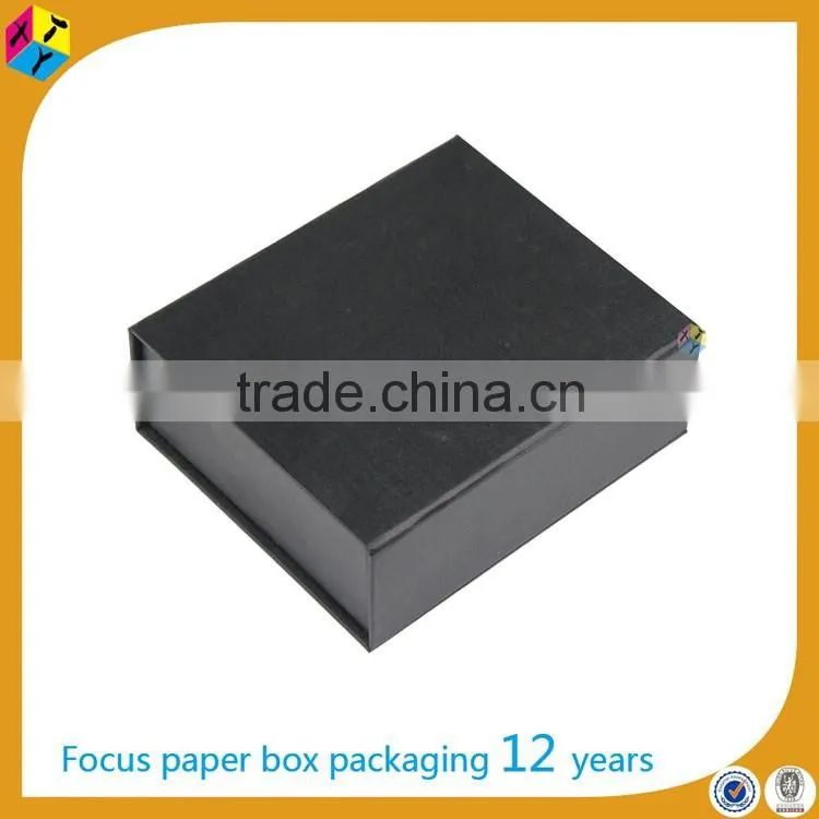 black cardboard paper packaging magnetic gift box