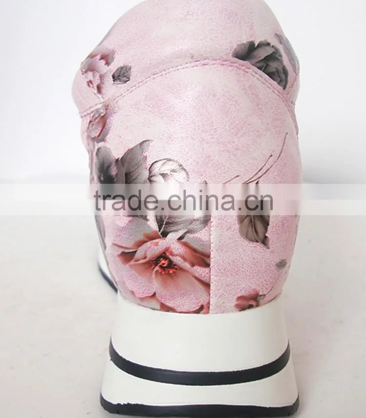 Fashionable PU insole grey and pink PU upper shoes for women