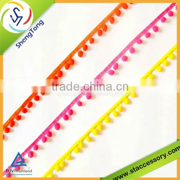 hot sale high quality colorful pompom fringes