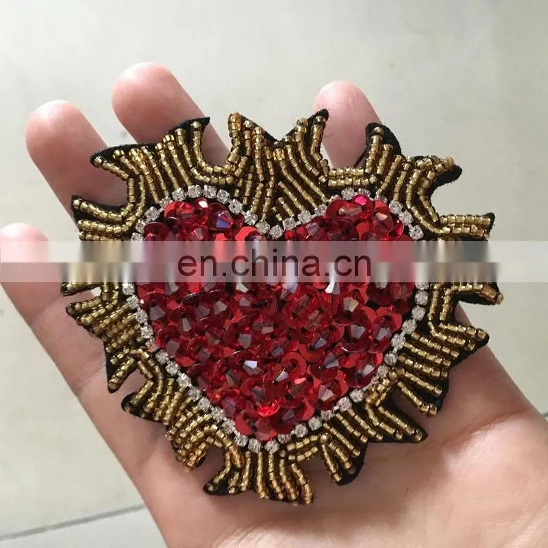 2017 New Handmade Beaded Patch Sew On Fire Heart Rhinestones Patches
