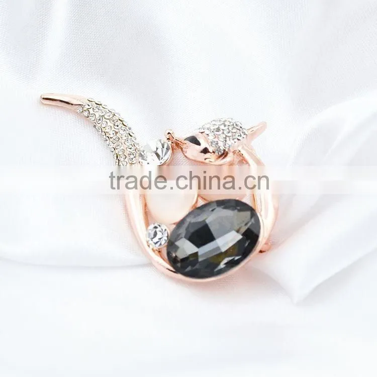 New Alternative Super Cute Jewelry Double Fox Full Diamond Brooch Buckle Shawl