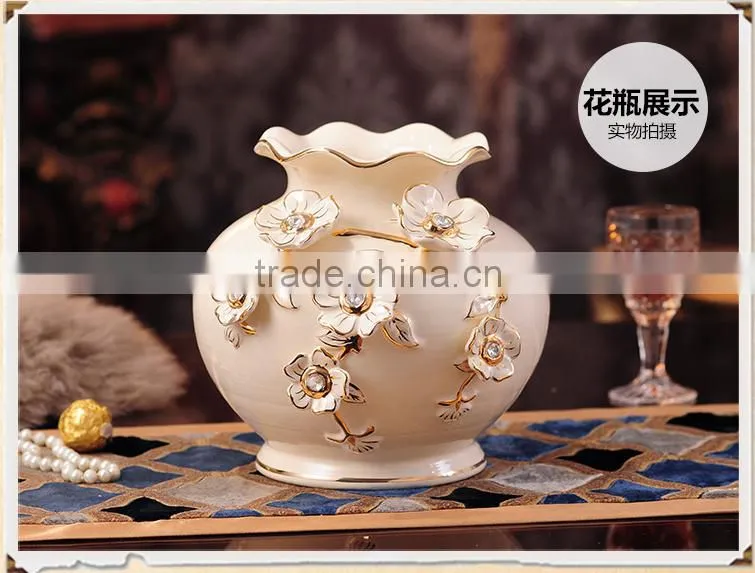Luxury European round gold table ceramic vase for wholesale
