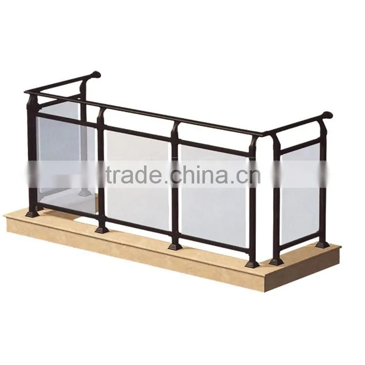 Glass and aluminum material swimming pool fence