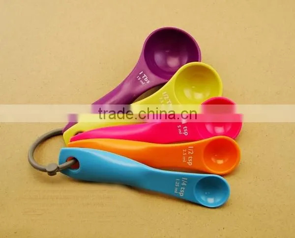 Hot sell cheap 5 plastic spoon Measuring Spoons wholesale