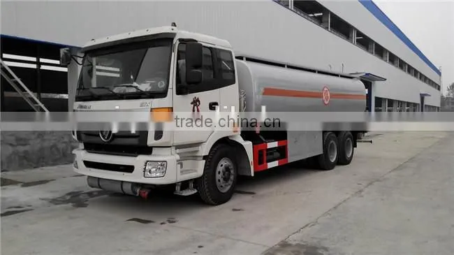 Foton 3 axles used oil truck Russia 21000 lit Litres Literes fuel tank truck for sale