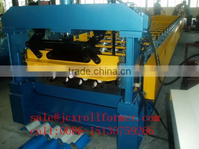 Color-Steel Panel Roll Forming Machine/Roof Panel Making Machine