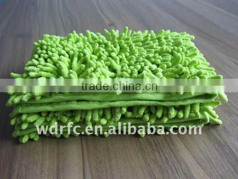 Chenille fabric for making cleaning products
