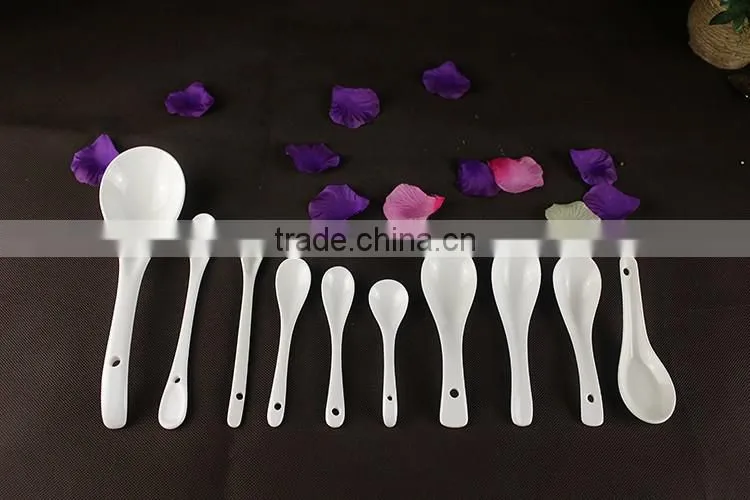 China factory suppliers porcelain flatware coffee tea duck spoon