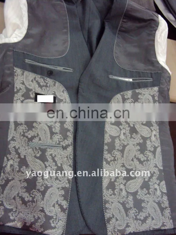 TR211 suit