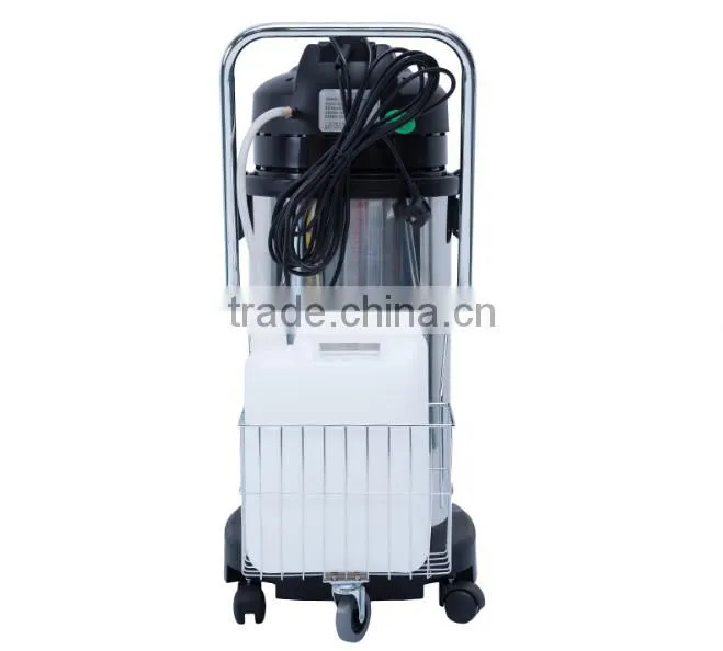 carpet cleaner and extractor