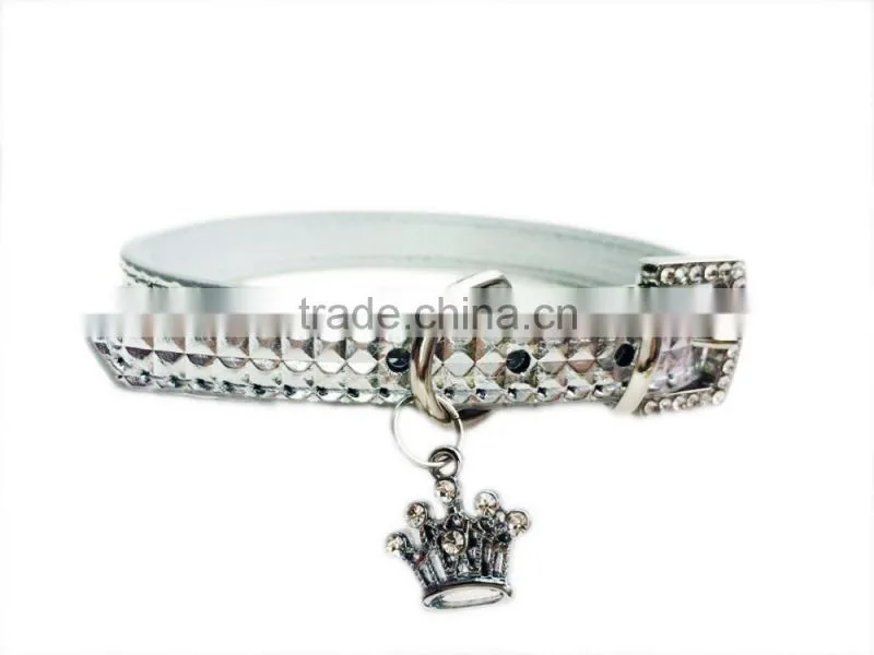 Wholesale pet supplies high gloss surface crown pendant dog collars