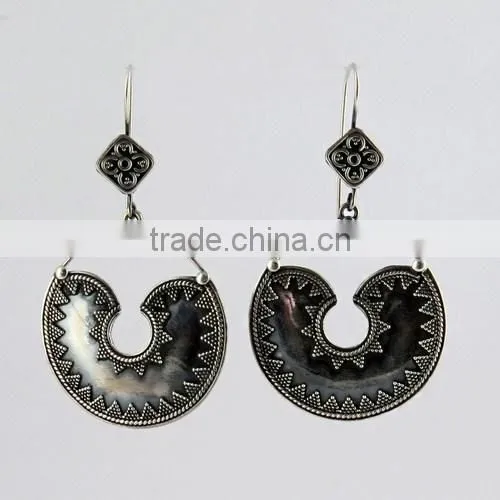 Floret !! Red Garnet 925 Sterling Silver Earring, Gemstone Silver Jewelry, Handmade Silver Jewelry