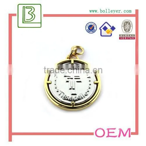 custom design metal tags for bags and shirts