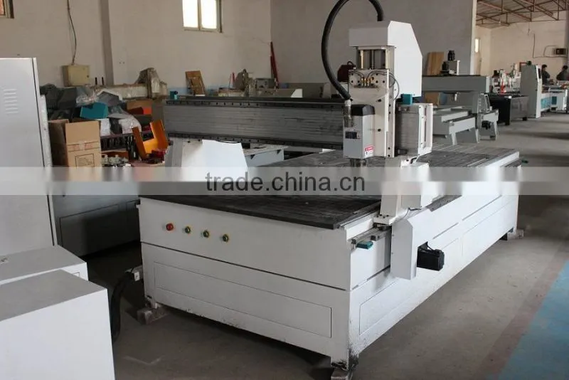 China cnc wood router with vacuum table machine