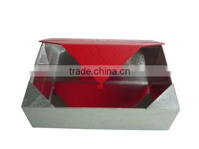 Cardboard gift box