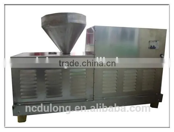 Production 15-20kg/h small peanut oil press machine