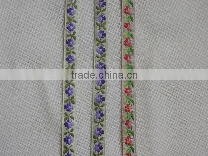 Narrow embroidery fabric ribbons for garment accessories