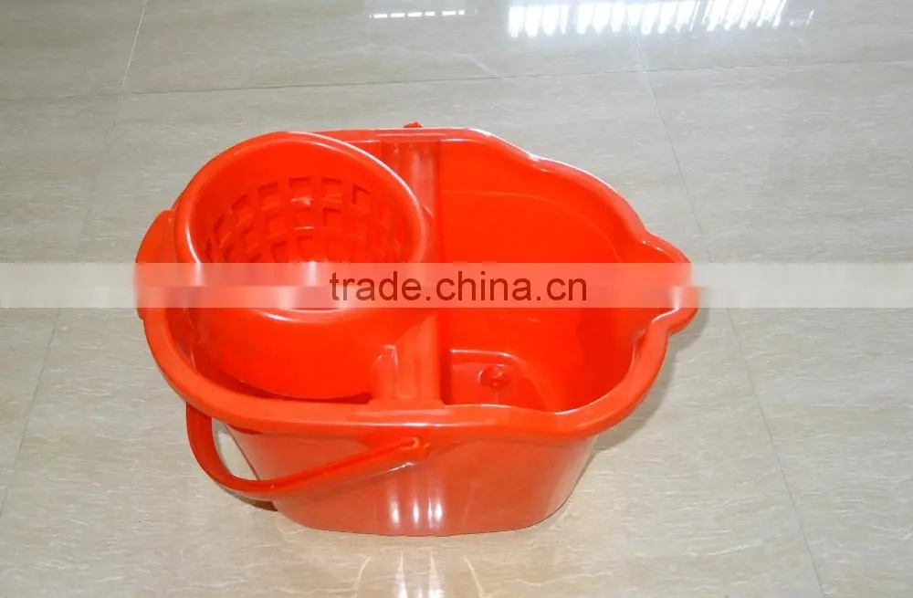 High quality plastic cleaning mop bucket with wringer and wheel