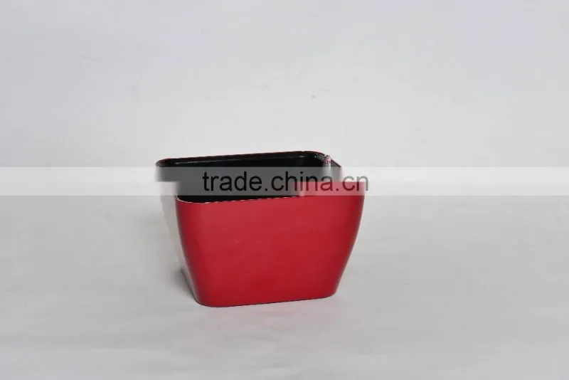 outdoor plastic self watering flowerpots with painted