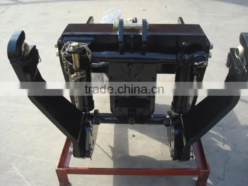 Front Linkage with double-acting cylinders used on tractor