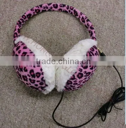 HSET250 earmuff headphone in earphone & headphone