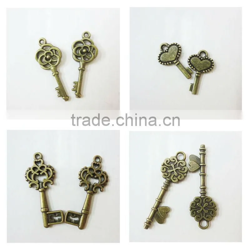 New Design Fashion Key Shape Pendant Charms