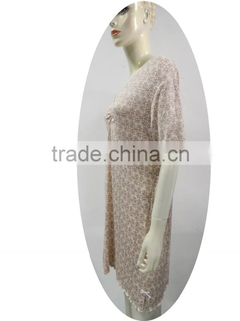 lady's V-neck front gather ribbon trim nightie