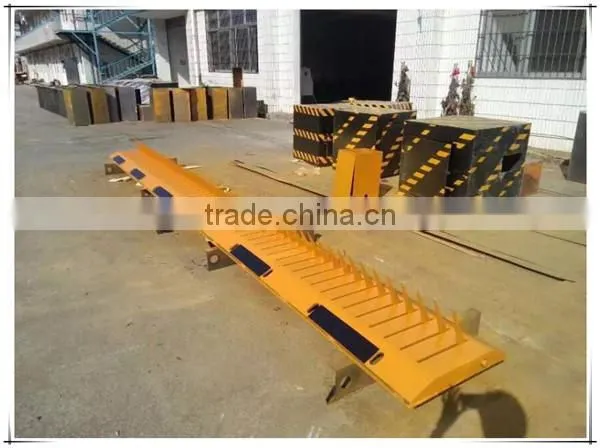 Electromechanical anti-collision tyre-killer