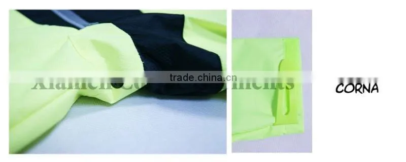 Mens Lightweight Waterproof Camping Jacket