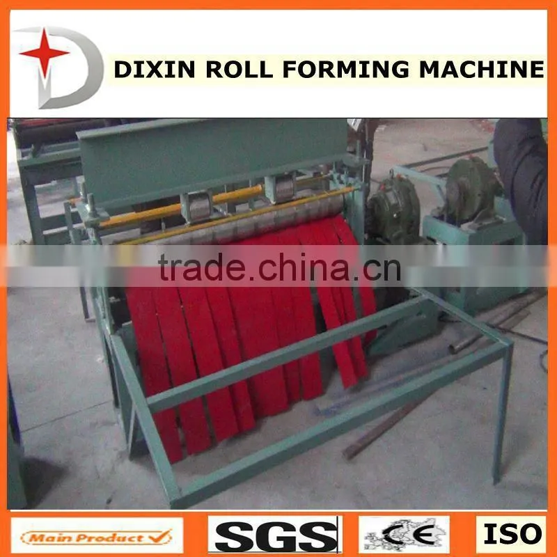 Roll slitting machine