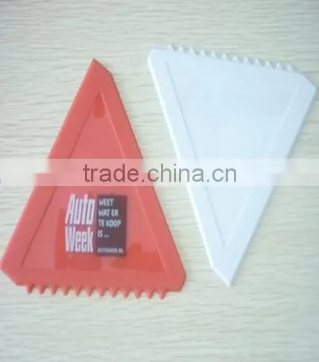 15052303 Plastic Ice Scraper