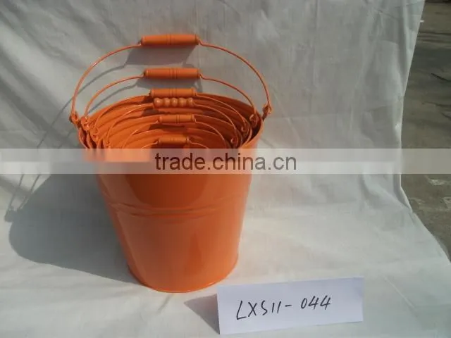 Orange Bucket